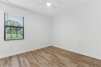 1817 Lema Ct in Naples, FL - Foto de edificio - Building Photo