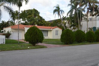 165 NE 98th St in Miami Shores, FL - Building Photo - Building Photo