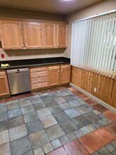 7300 Boris Ct in Rohnert Park, CA - Building Photo - Building Photo