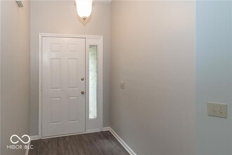 7974 Sunblest Blvd in Fishers, IN - Building Photo - Building Photo