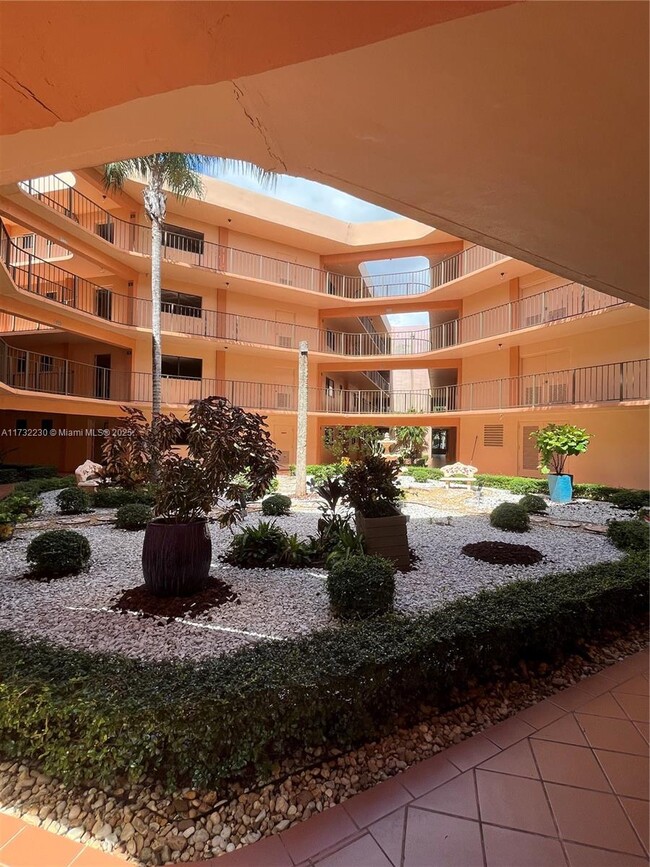 8600 SW 133rd Avenue Rd in Miami, FL - Building Photo - Building Photo