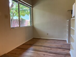 580 N Madison Ave in Pasadena, CA - Building Photo - Building Photo