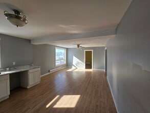 74 St John St in Saint John, NB - Building Photo - Building Photo