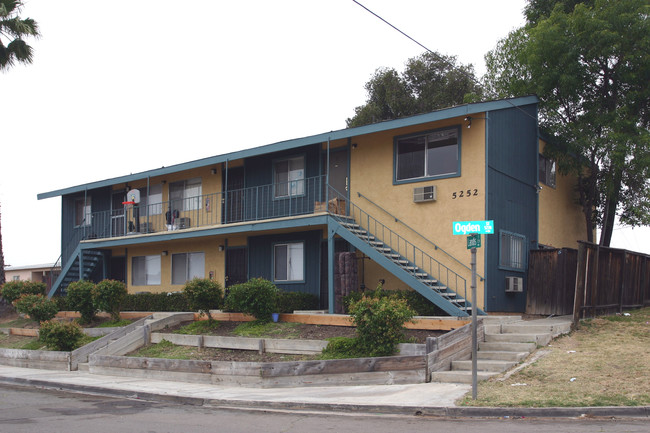 Landis Street Apartments in San Diego, CA - Building Photo - Building Photo