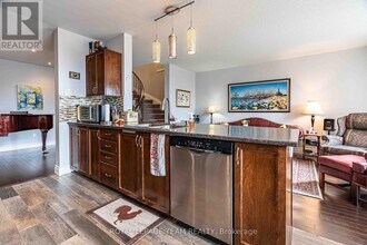 640 Pepperville Crescent in Ottawa, ON - Building Photo - Building Photo