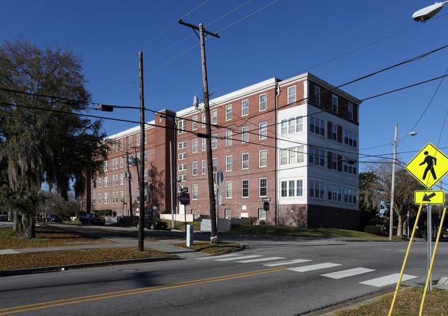 James A Walker Apartments in Wilmington, NC - Building Photo - Building Photo