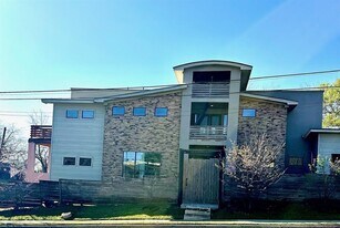 1814 Maple Ave in Austin, TX - Building Photo