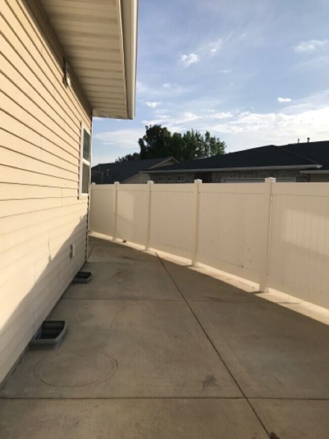 609 Windemere Cir in Twin Falls, ID - Building Photo - Building Photo
