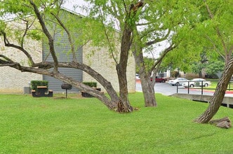 Silver Creek in San Antonio, TX - Building Photo - Building Photo