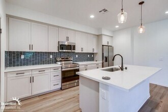 10541 Graphite St in Spring Valley, CA - Building Photo - Building Photo