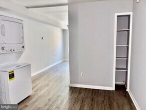 508 S Juniper St in Philadelphia, PA - Building Photo - Building Photo