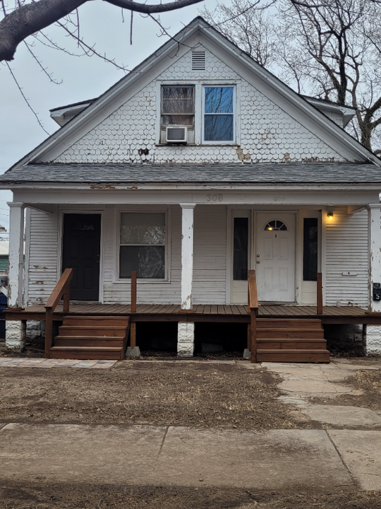 306 Greenwood in Wichita, KS - Building Photo