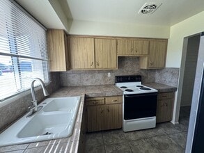 7133 W Pierson St in Phoenix, AZ - Building Photo - Building Photo