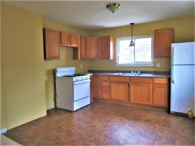 4170 Weddel St in Dearborn Heights, MI - Building Photo - Building Photo