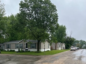 Cedar Village Community in Cedar Falls, IA - Building Photo