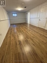 16 Hawkins Dr in Toronto, ON - Building Photo - Building Photo