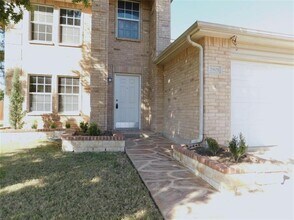 2801 Saddle Dr in Denton, TX - Building Photo - Building Photo