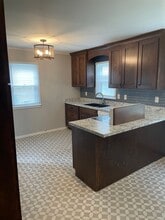 2313 S 4th Ave in Sioux Falls, SD - Building Photo - Building Photo