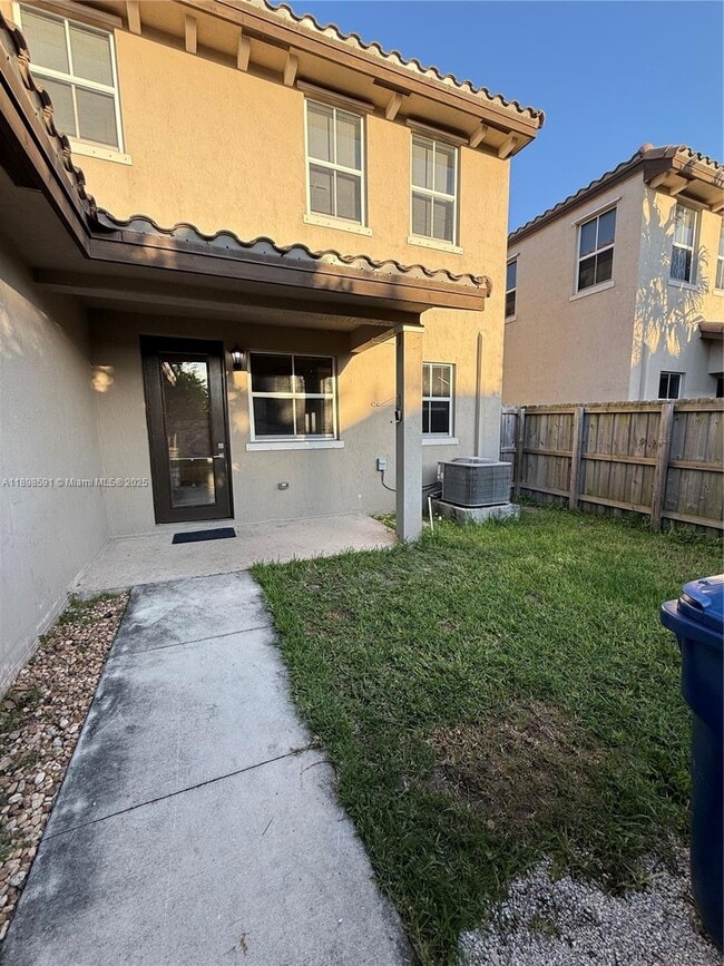 24340 SW 117th Ave in Princeton, FL - Building Photo - Building Photo