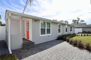 2811 S Shine Ave in Orlando, FL - Building Photo