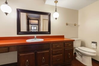 5746 Berwick Pl in Rockford, IL - Building Photo - Building Photo