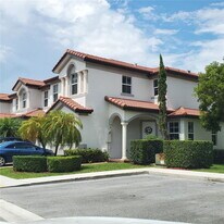 8163 NW 115th Ct in Doral, FL - Building Photo