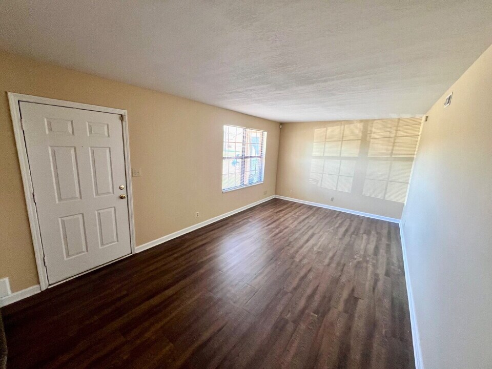 351 Peabody Dr in Clarksville, TN - Building Photo