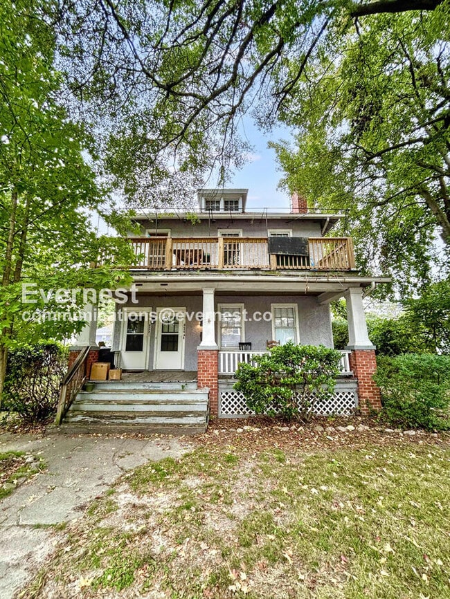 3114 Barton Ave