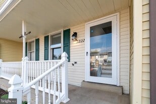 5222 Magnolia Pl in Fredericksburg, VA - Building Photo