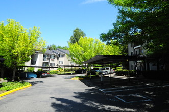 Arbors At Park Place in Kirkland, WA - Building Photo - Building Photo