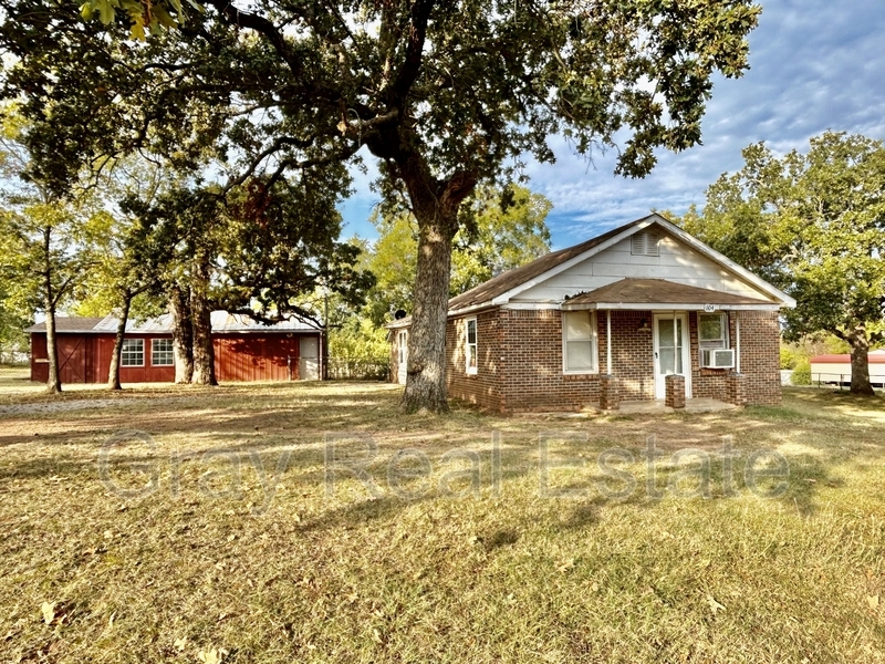 104 Osage St in Asher, OK - Building Photo