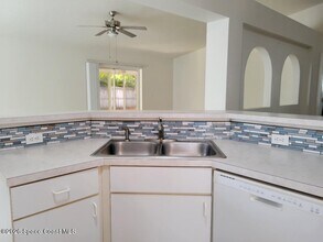 3133 Cauthen Creek Dr in Melbourne, FL - Building Photo - Building Photo