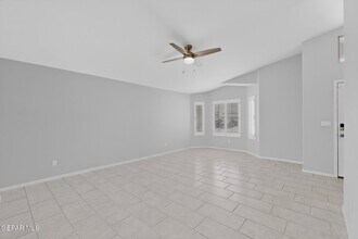 13672 Baja Vista Ct in Horizon City, TX - Foto de edificio - Building Photo