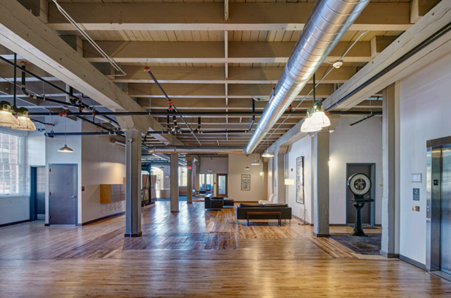 Louden Lofts in Fairfield, IA - Foto de edificio