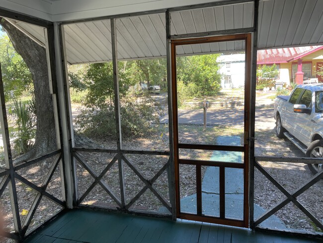 1709 24th Ave in Gulfport, MS - Building Photo - Building Photo