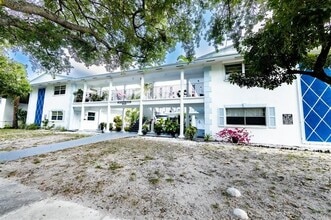 3515 Van Buren St in Hollywood, FL - Building Photo - Building Photo