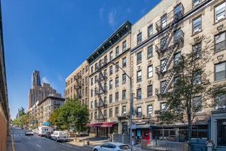 The Summit Residences in New York, NY - Building Photo - Primary Photo