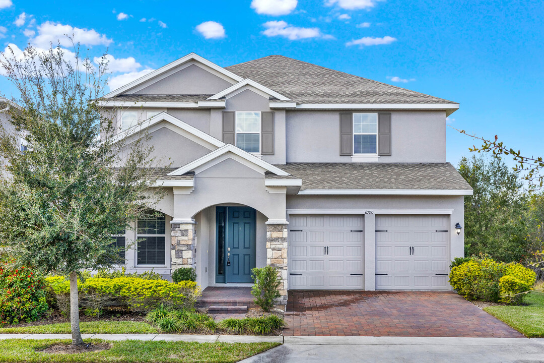 8100 Water Blossom Ln in Winter Garden, FL - Building Photo