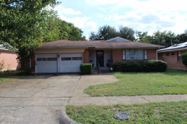 property at 2346 Hillsboro Ave