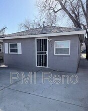 1950 A St in Sparks, NV - Building Photo - Building Photo