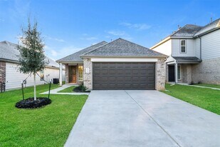 2134 Middle Rdg Dr in Conroe, TX - Building Photo