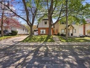 69 Hillview St in Hamilton, ON - Building Photo - Building Photo