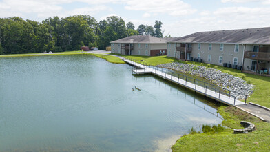 Polo Springs Apartments in Bardstown, KY - Foto de edificio - Building Photo