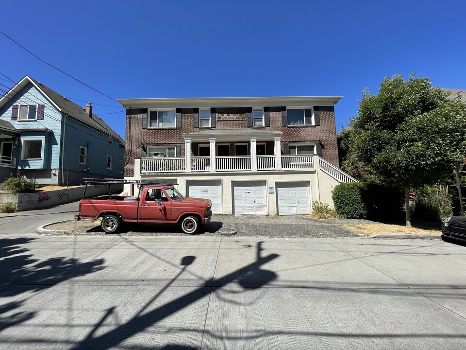 914 E Fir St in Seattle, WA - Foto de edificio