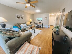 2300 SW 43rd St, Unit SI ID1359101P in Gainesville, FL - Building Photo