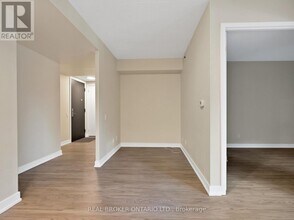 38 Monte Kwinter Ct in Toronto, ON - Building Photo - Building Photo