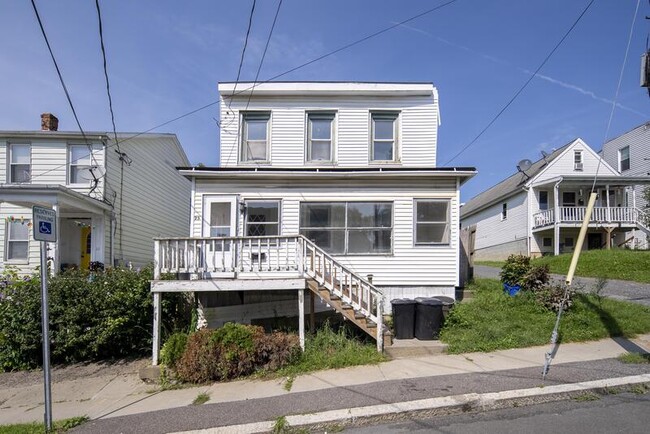 25 Harrison Ave in Rensselaer, NY - Building Photo - Building Photo