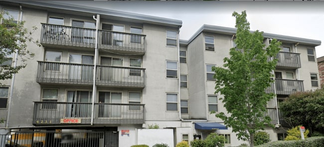 Forde Apartments in Seattle, WA - Building Photo - Building Photo