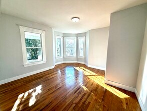 11 Francis St in Malden, MA - Building Photo - Building Photo