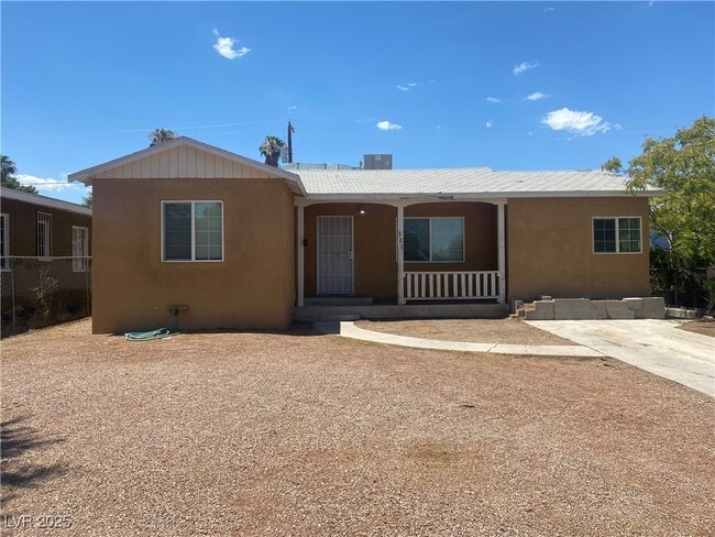 property at 221 N 19th St